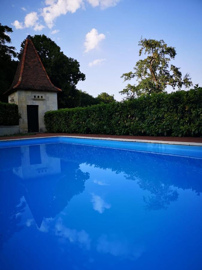 Bed and Breakfast Le Manoir De Nabinaud Екстер'єр фото