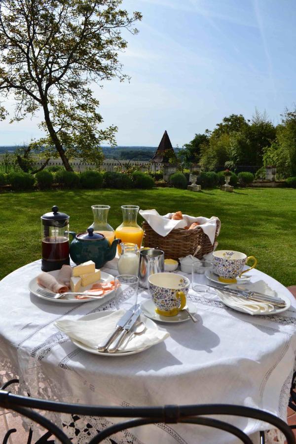 Bed and Breakfast Le Manoir De Nabinaud Екстер'єр фото