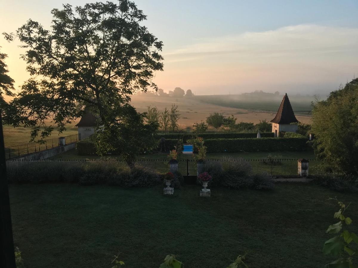Bed and Breakfast Le Manoir De Nabinaud Екстер'єр фото
